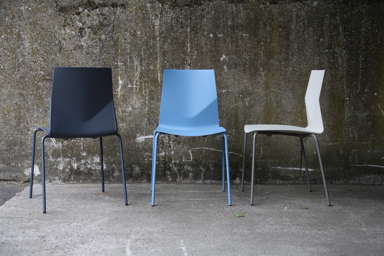 OCEE&FOUR – Chairs – FourCast 2 Four – Lifestyle Image 10 Large