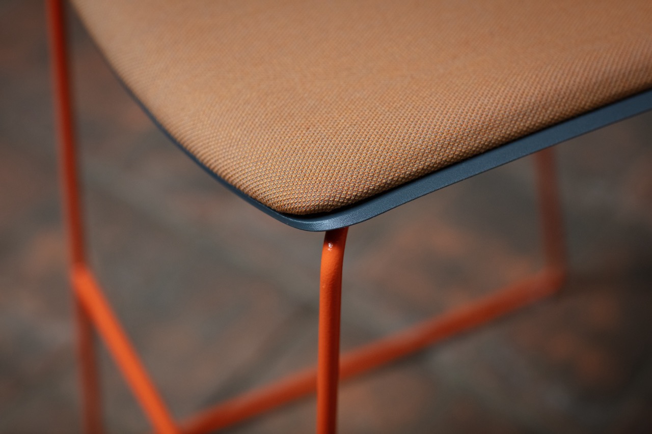 OCEE&FOUR – Chairs – FourSure 105 – Details Image 4 Large