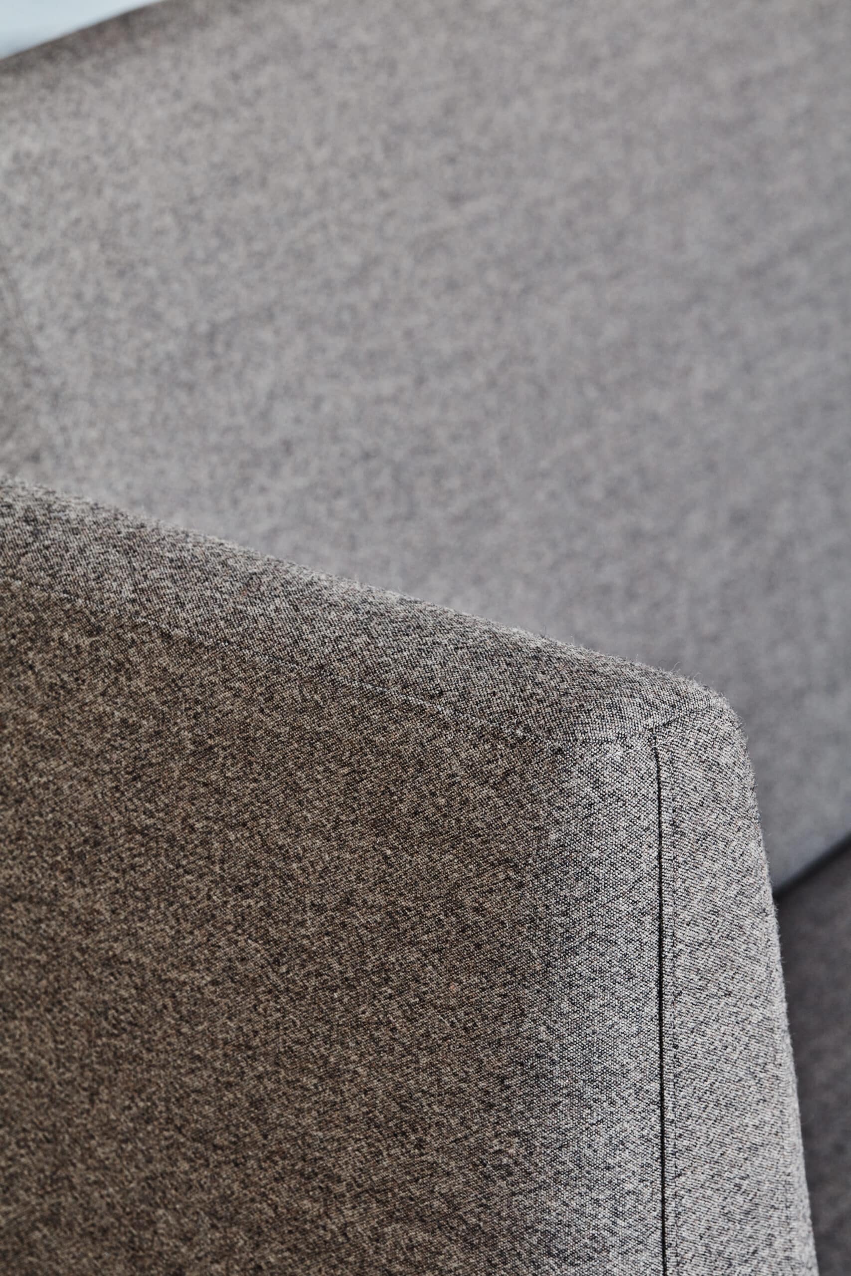 OCEE&FOUR – Soft Seating – FourLikes Sofa – Details Image 3