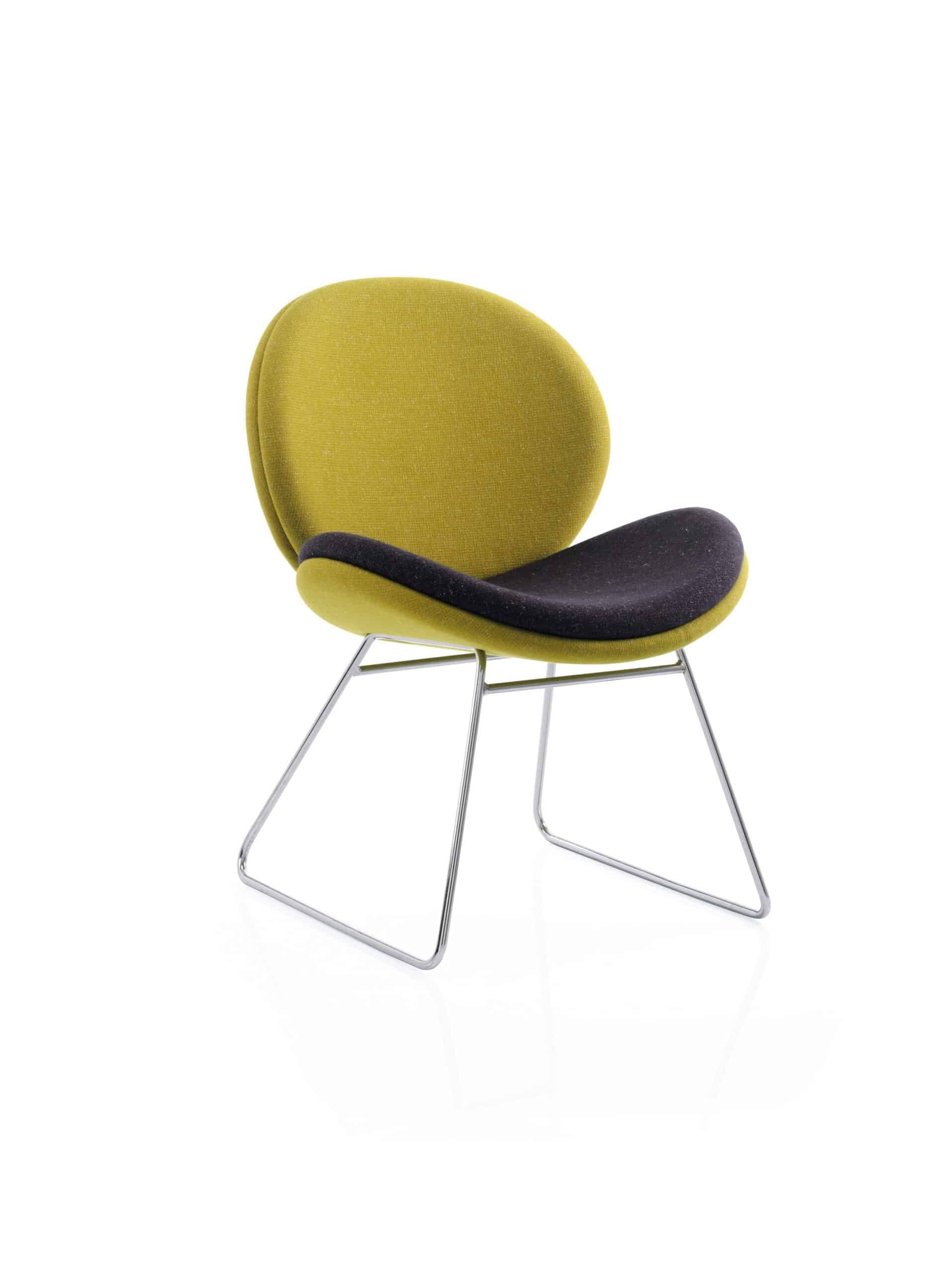 OCEE&FOUR – UK – Chairs – Giggle – Packshot Image 13