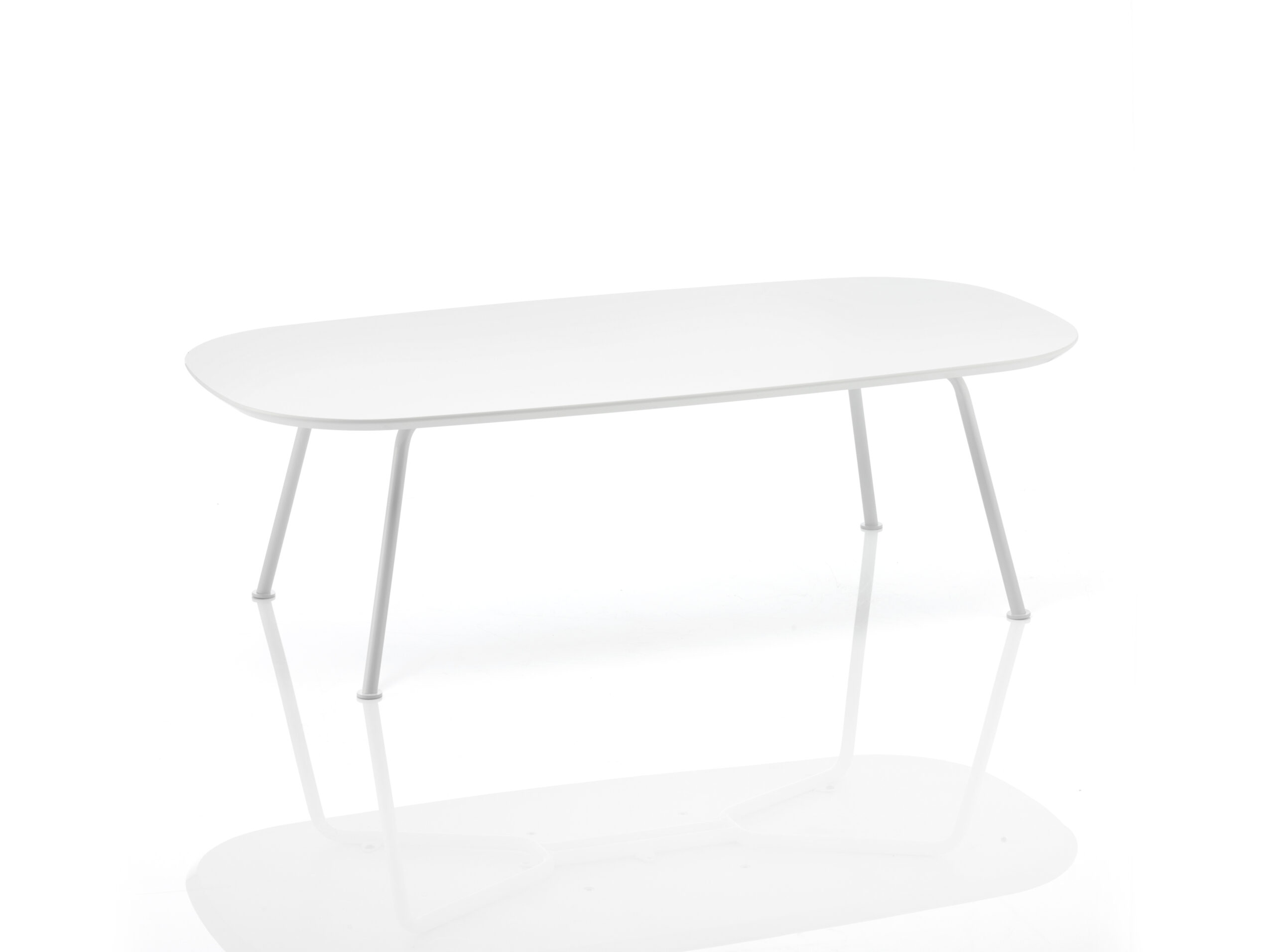 OCEE_FOUR - UK - Tables - Dishy Table - Packshot Image 2