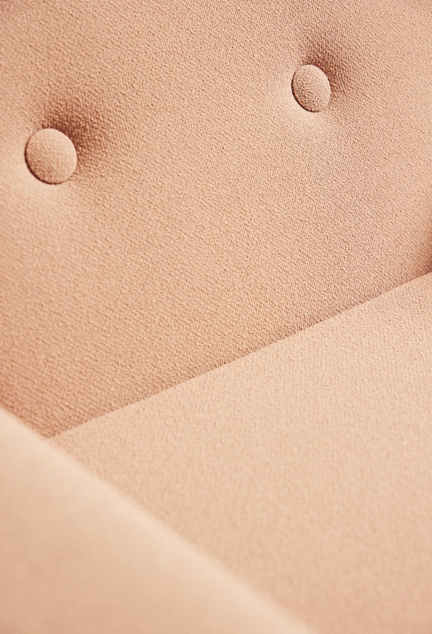 OCEE_FOUR – UK – Soft Seating – Stretch – Details Image 1 Large