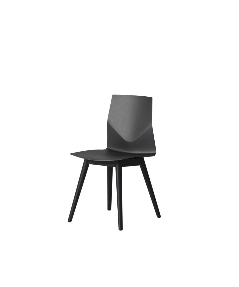 OCEE&FOUR – Chairs – FourCast 2 Four – Plastic shell - Black oak frame - Packshot Image 2 Large