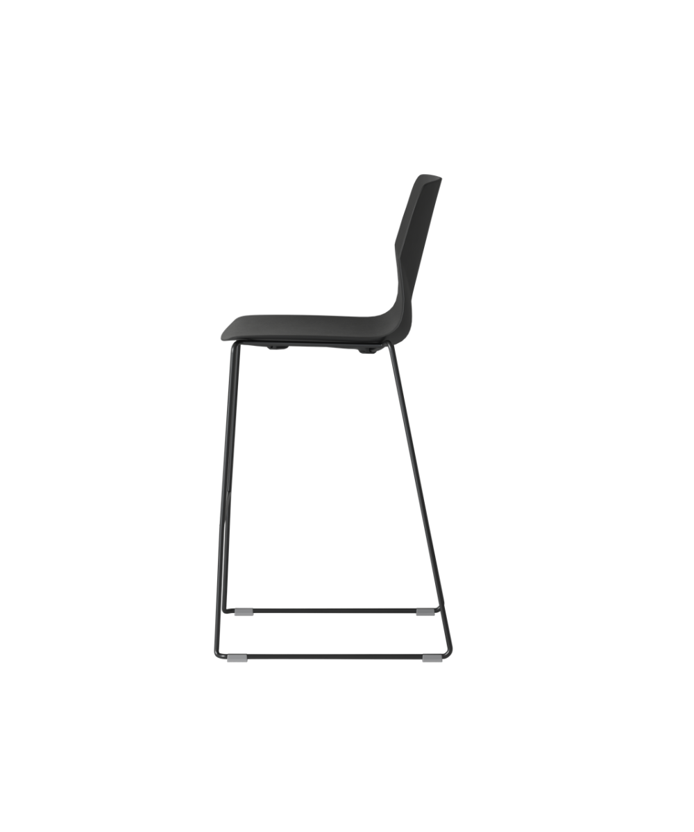 OCEE&FOUR – Chairs – FourSure 105 – Packshot Image 5 Large