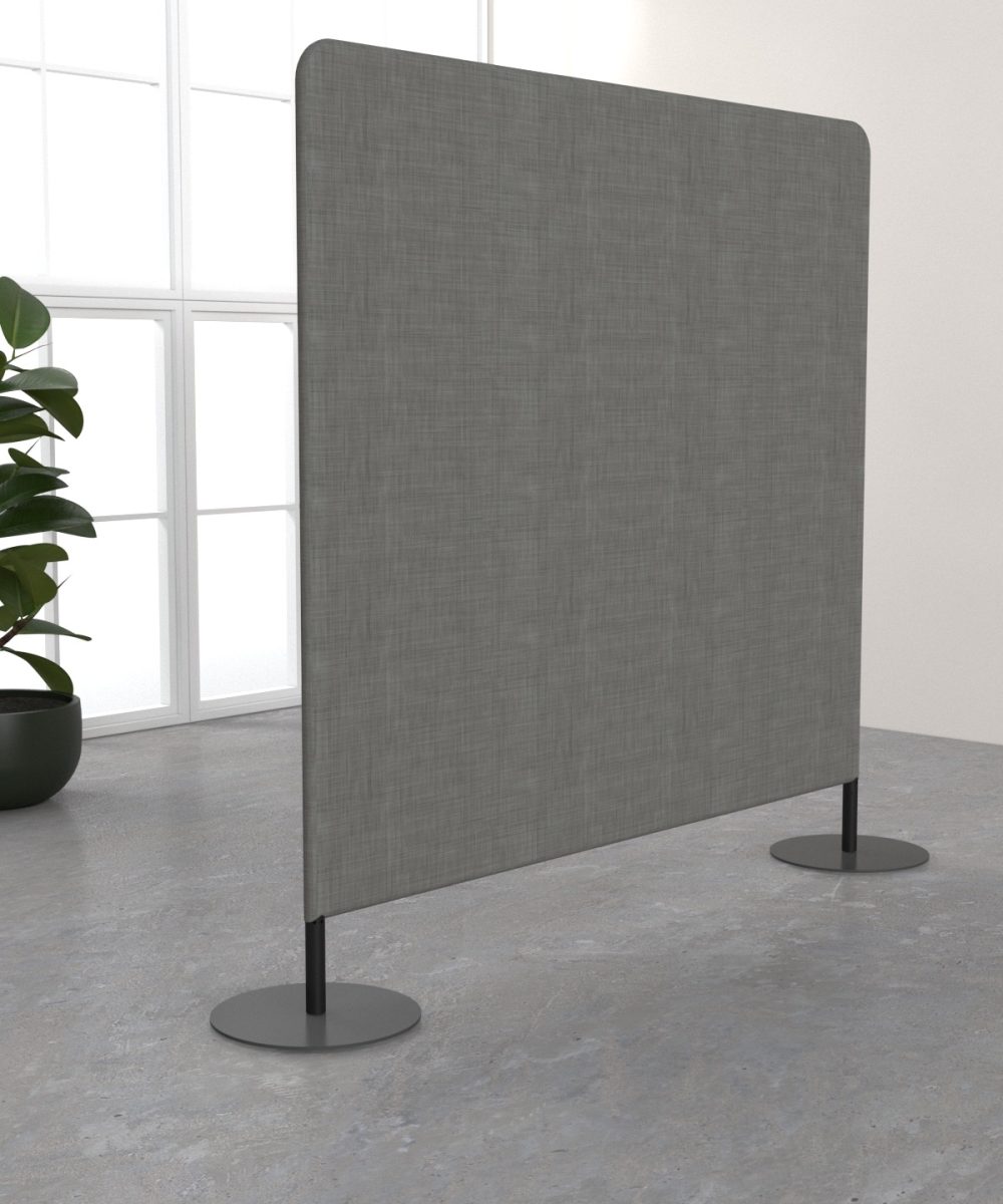OCEE&FOUR – FourPeople Panels - Stand Alone – Lifestyle Image 1