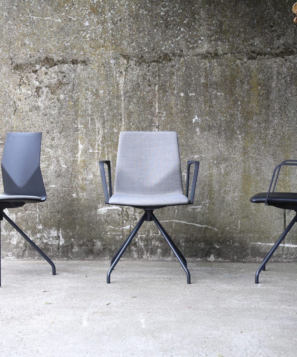 OCEE_FOUR – Chairs – FourCast 2 One – Lifestyle Image 4