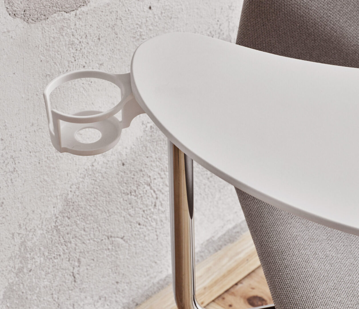 OCEE&FOUR – Chairs – FourCast 2 Lounge – Details Image 1
