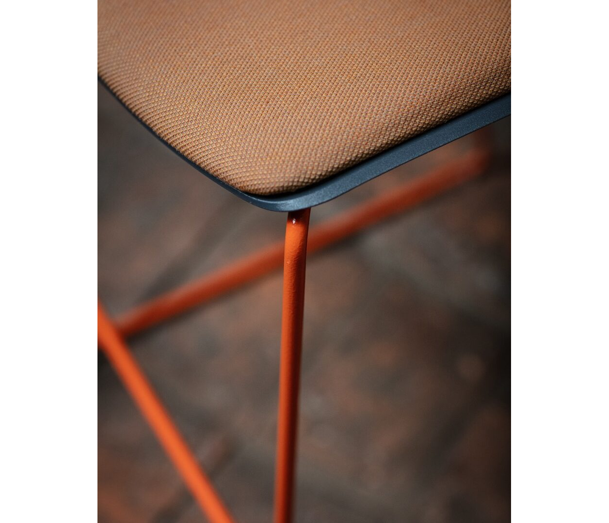 OCEE&FOUR – Chairs – FourSure 105 – Details Image 3 Large