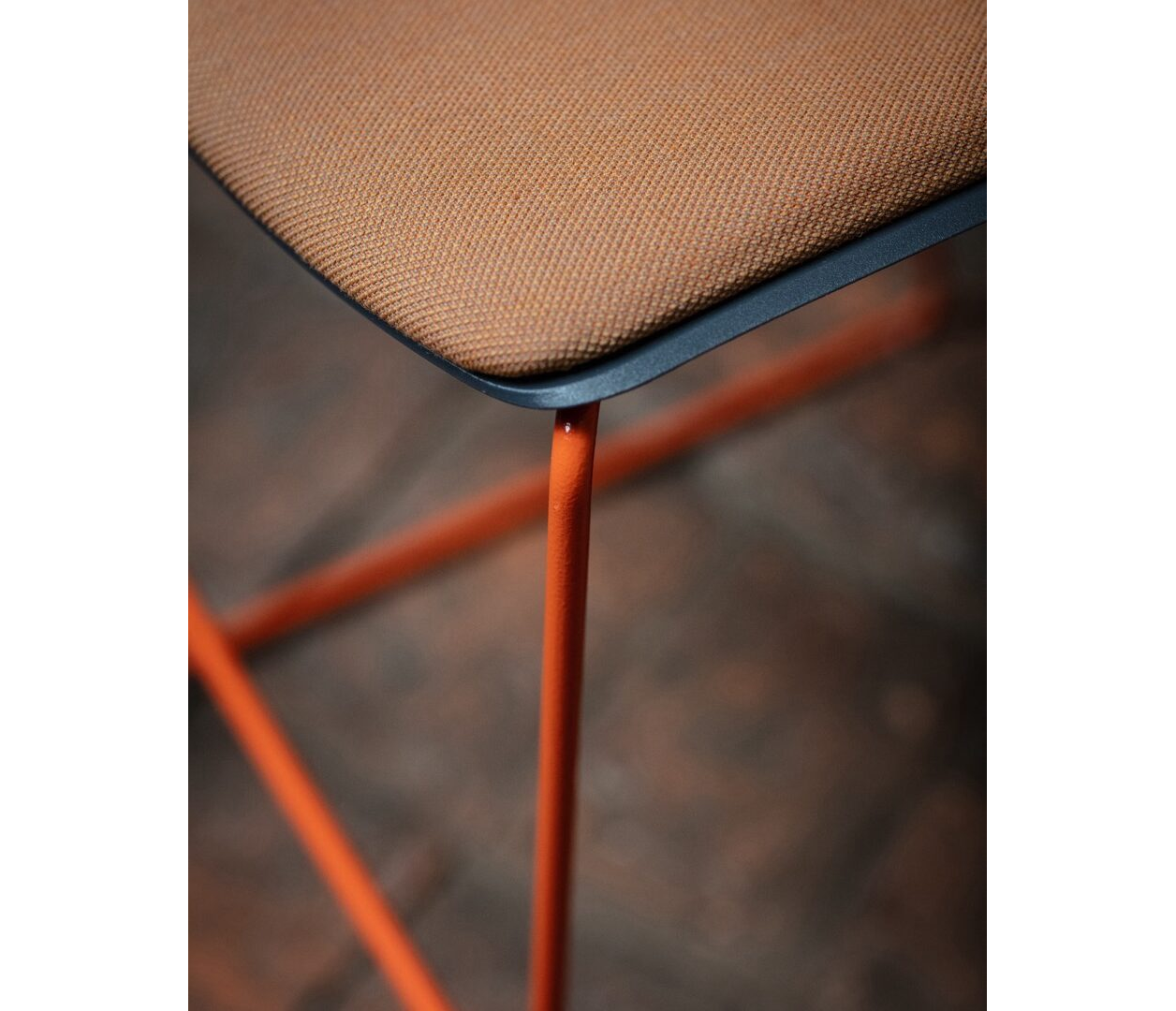 OCEE&FOUR – Chairs – FourSure 105 – Details Image 3 Large Large