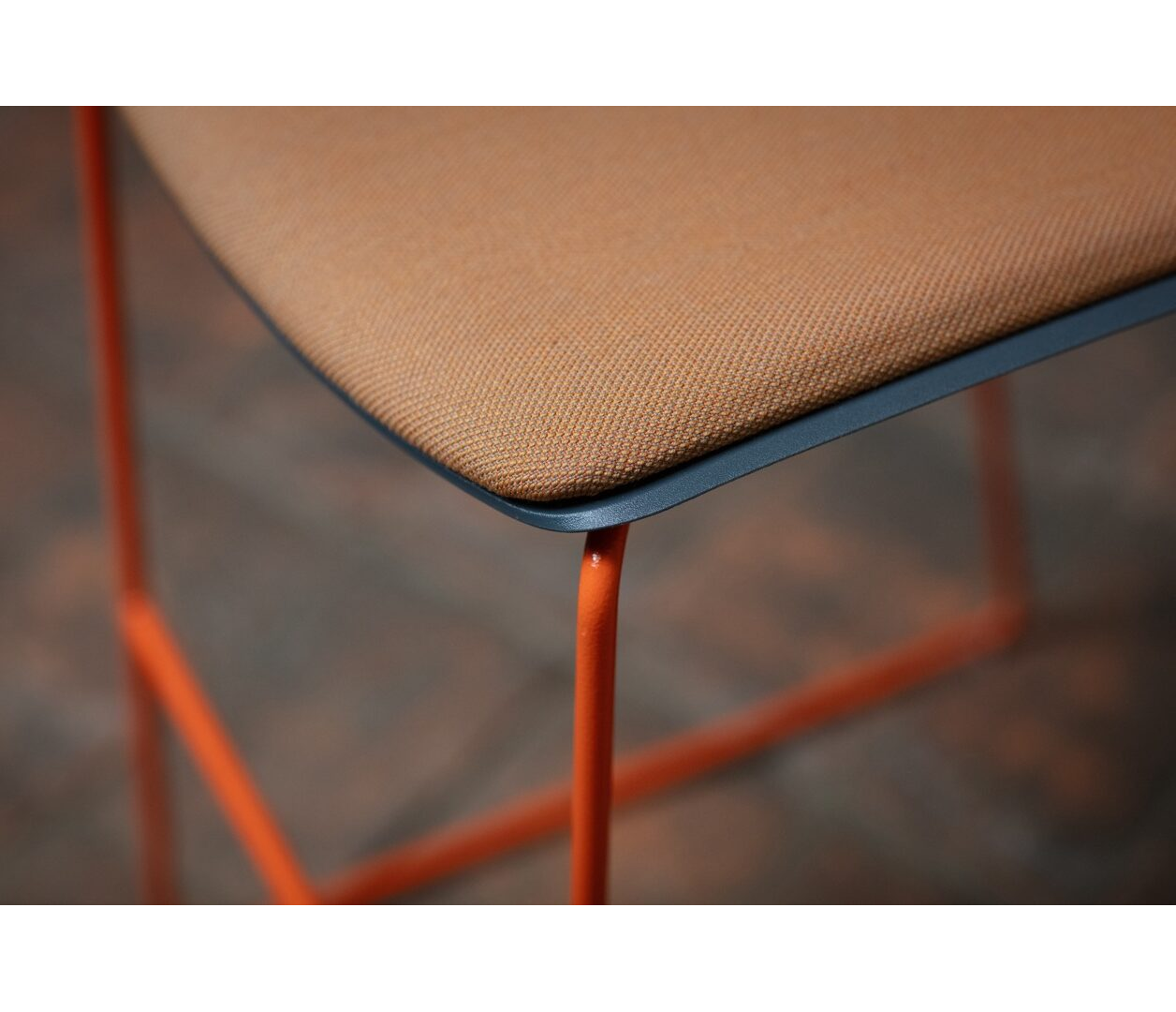 OCEE&FOUR – Chairs – FourSure 105 – Details Image 4 Large