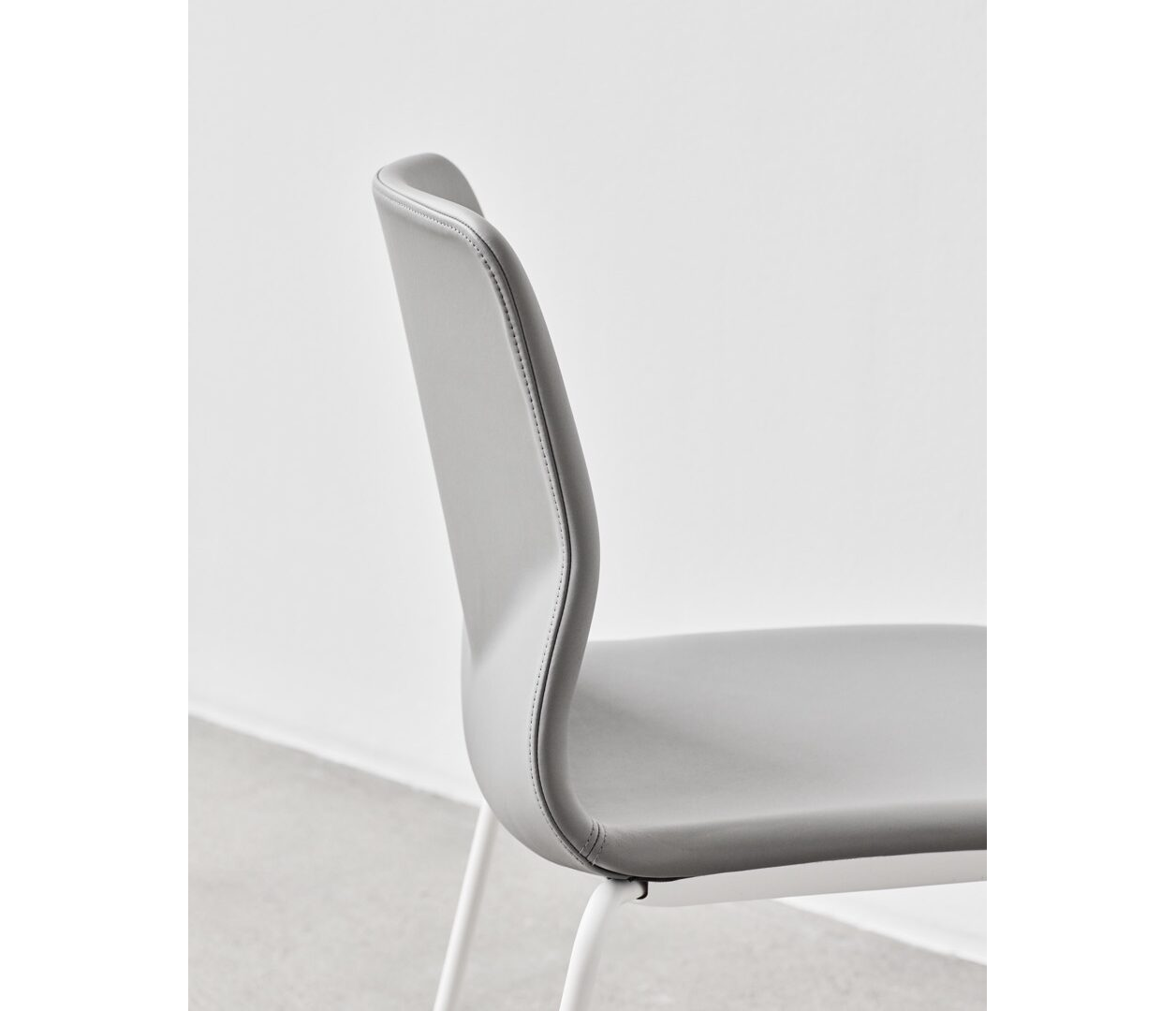 OCEE&FOUR – Chairs – FourSure 44 – Details Image 13 Large