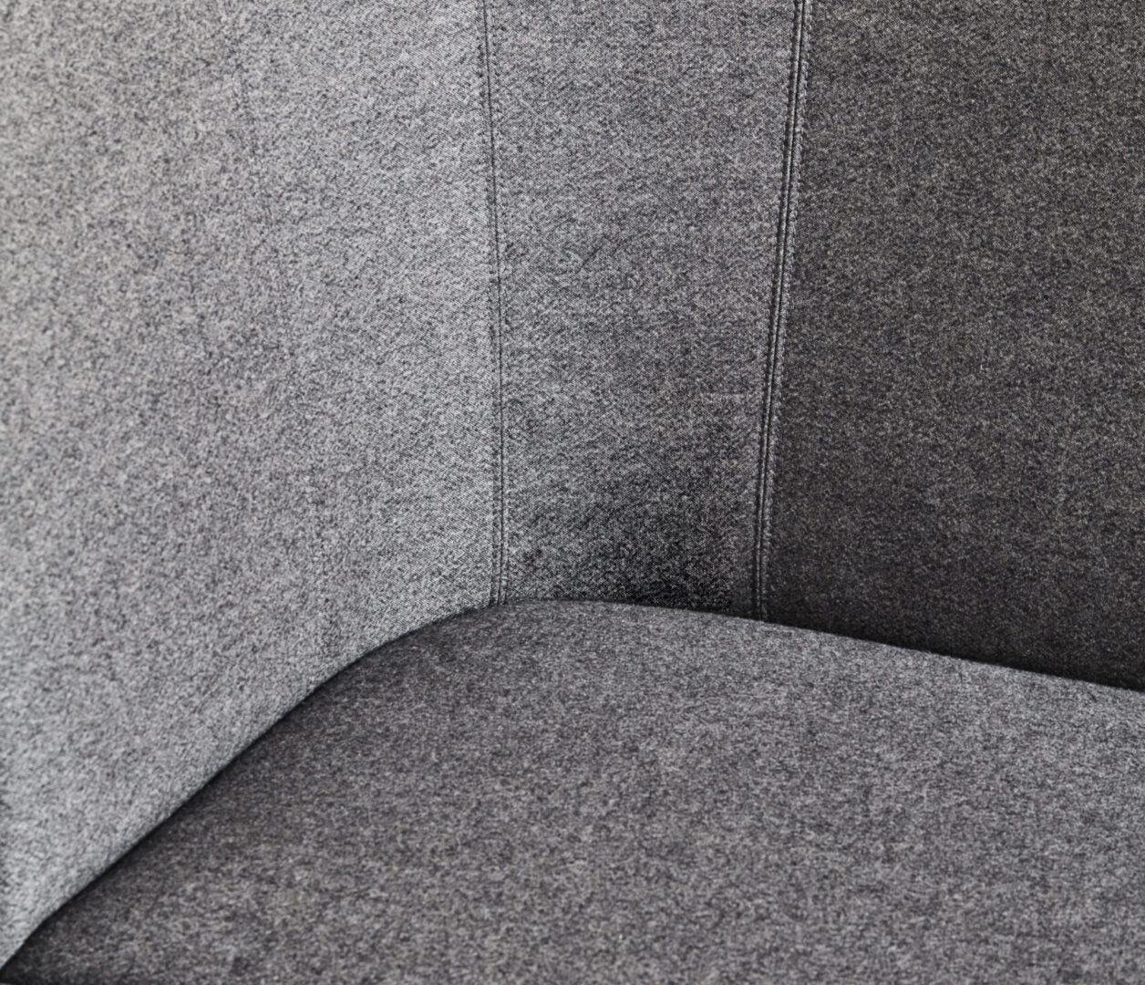 OCEE&FOUR – Soft Seating – FourLikes Sofa – Details Image 4